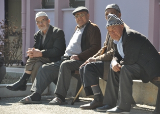 Ölümü bekleyenlerin koğuşu
