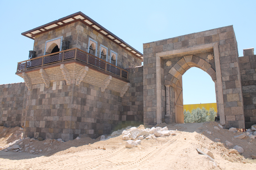 2-4-019.jpg 2-4-019.jpg