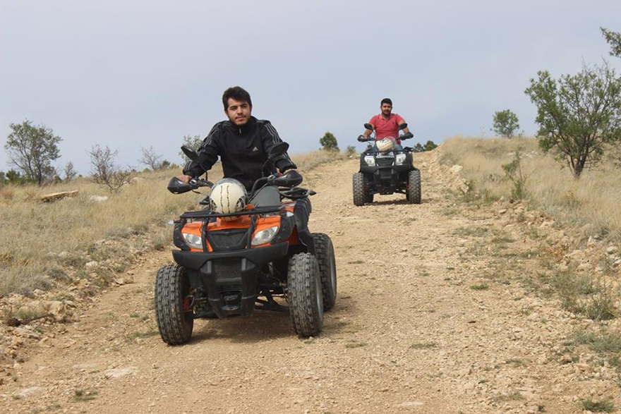 2-5-012.jpg 2-5-012.jpg