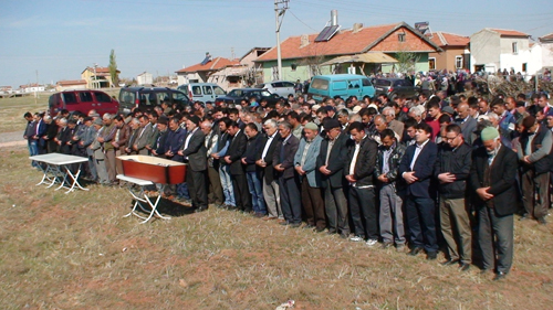 3-kardese.jpg 3-kardese.jpg