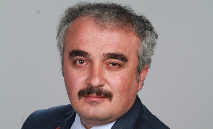 4-2hasan-huseyin-uyar.jpg