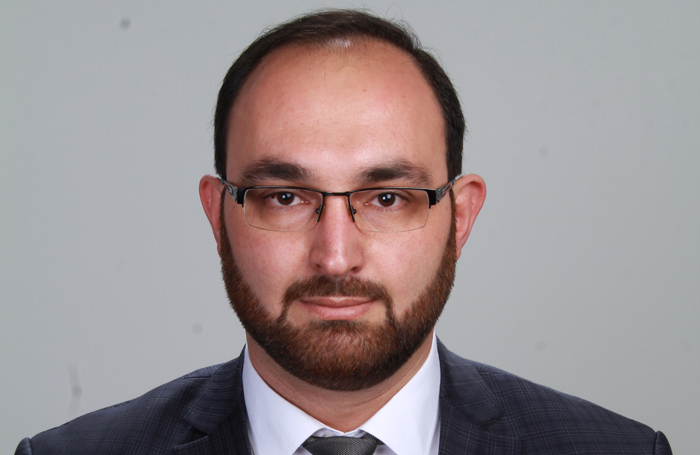 4-4sinan-toprak.jpg