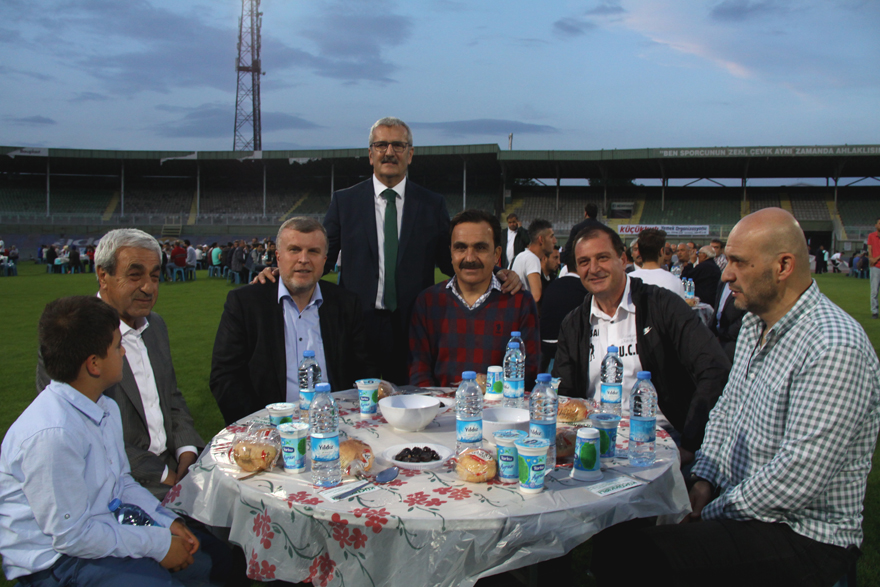 420-001.jpg 420-001.jpg