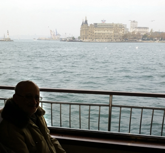 a.güldağ-vapurda-haydarpaşa-karşida.20151129165004.jpg