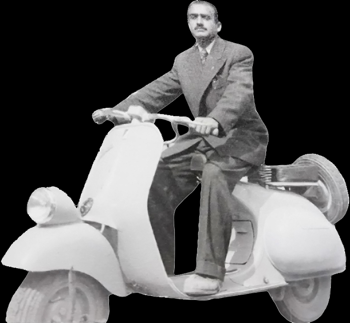 ahmet-güldağ-vespa-üzerinde-001.jpg
