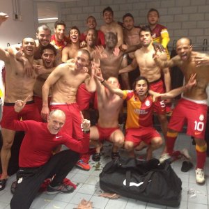 galatasaray_soyunma_odasi_3.20130313100141.jpg galatasaray_soyunma_odasi_3.20130313100141.jpg