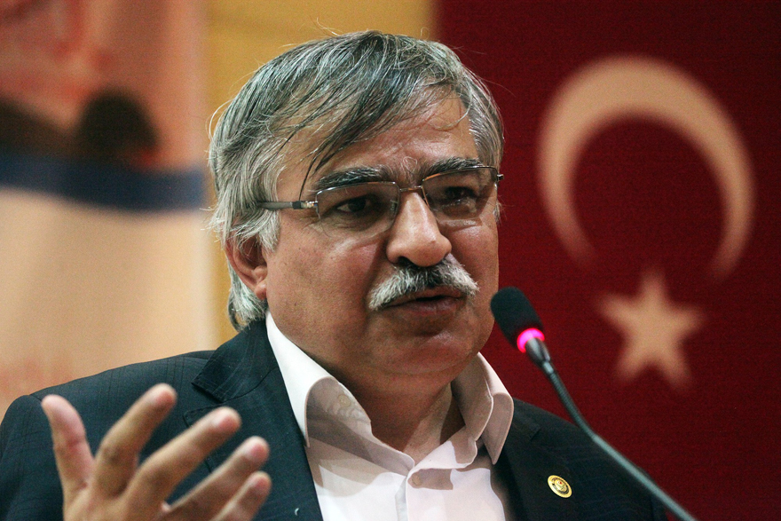 latif-selvi.jpg latif-selvi.jpg