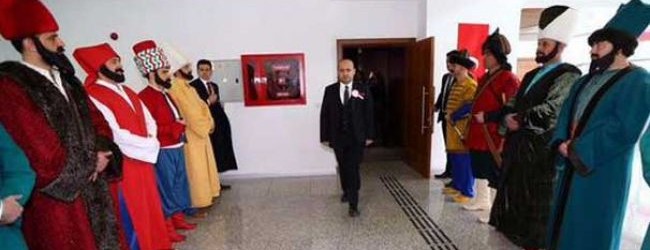 r-kiyafet-jpeg-650250-959485.jpg r-kiyafet-jpeg-650250-959485.jpg