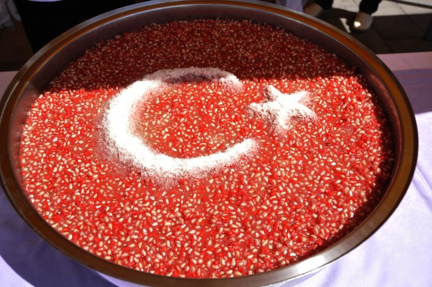selcuk’ta-“geleneksel-asure-ikrami”--(1).jpg