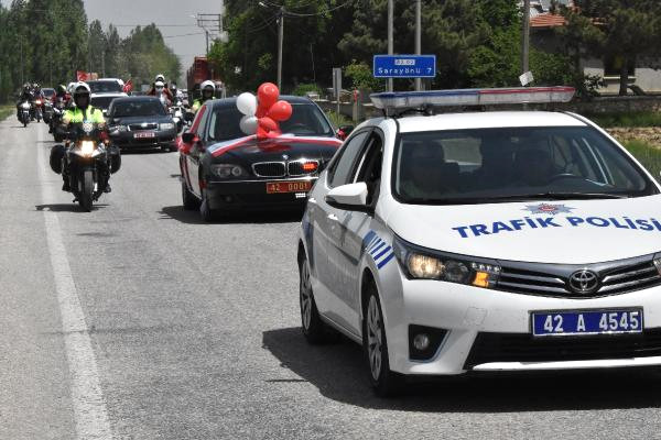 valinin-makam-araci-sehit-cocugunun-sunnet-ar-9613653_o.jpg valinin-makam-araci-sehit-cocugunun-sunnet-ar-9613653_o.jpg