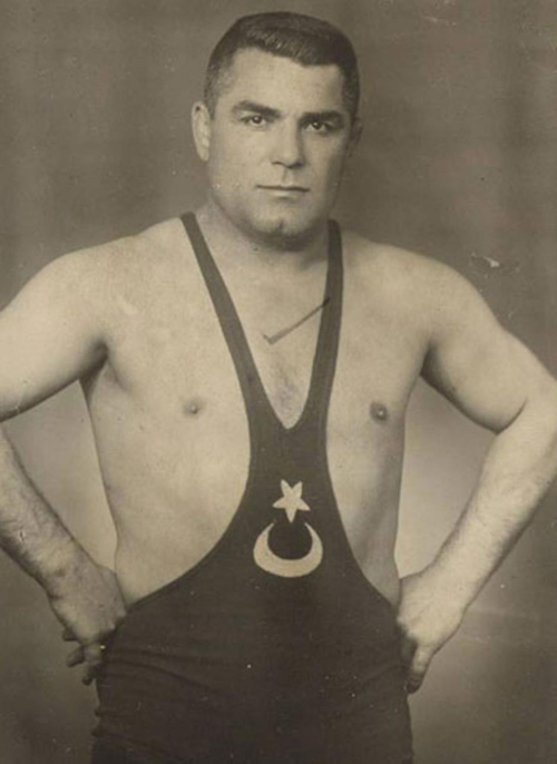 yasar-dogu_978557914_large.jpg yasar-dogu_978557914_large.jpg